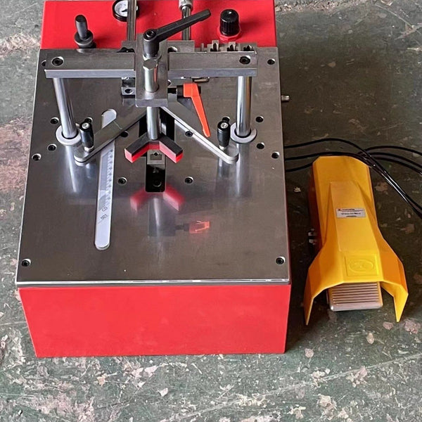 Pneumatic V Nailer Nail Picture Framing Frame Joiner Woodwork Foot Pedal Control