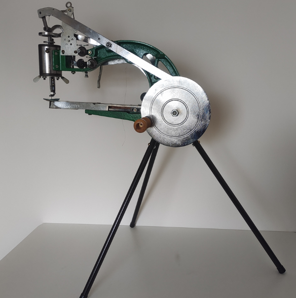 Hand Sewing Leather Cobbler Shoes Repair Machine Manual Patcher Cobbler Machine