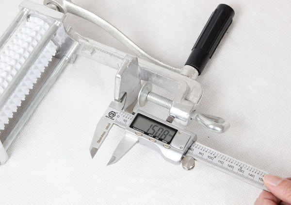 Heavy Duty Meat Tenderizer Cuber Steak Machine Flatten Cast Iron Kitchen Tool