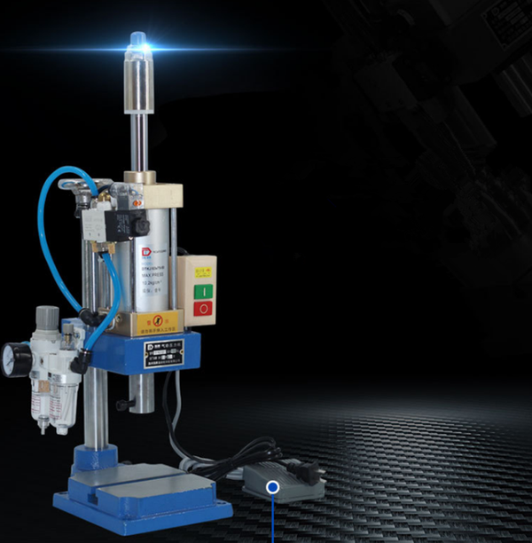 Pneumatic Punch Press Machine Desktop Punch Press 0.4-0.7Mpa Operation Pressure